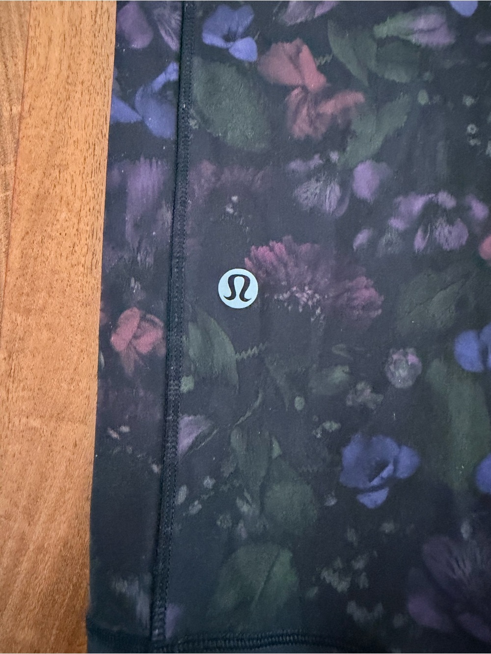 Lululemon Floral Cropped Leggings - Picture 5 of 6